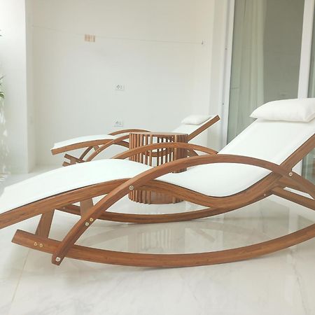 Smart Luxury Suites & Apartments Orosei Eksteriør bilde