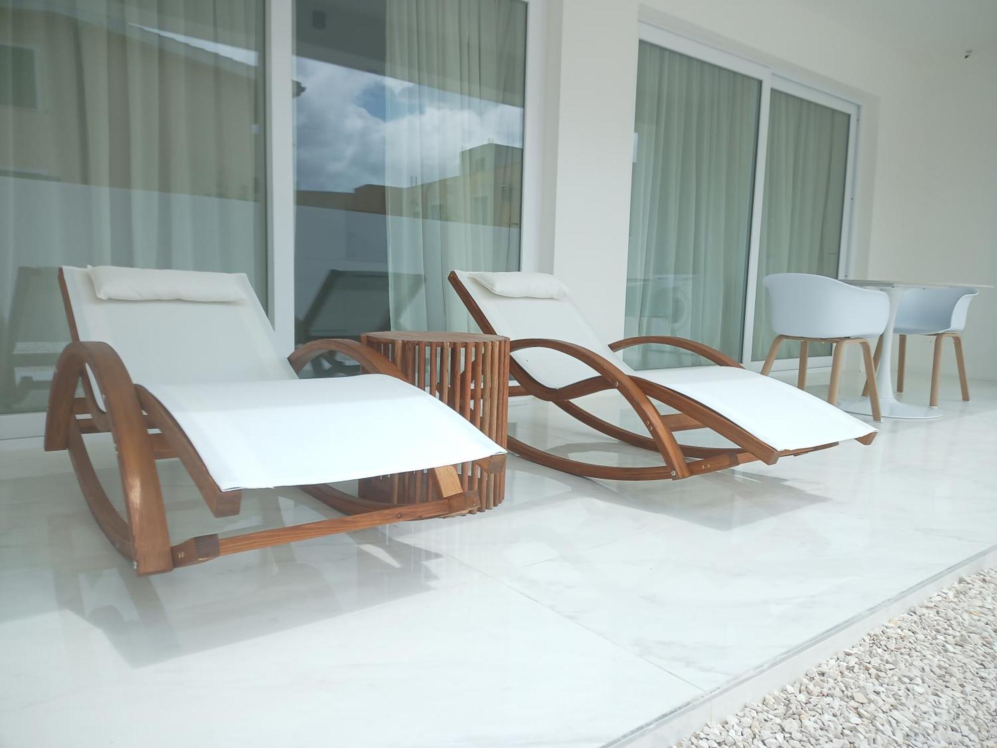 Smart Luxury Suites & Apartments Orosei Eksteriør bilde