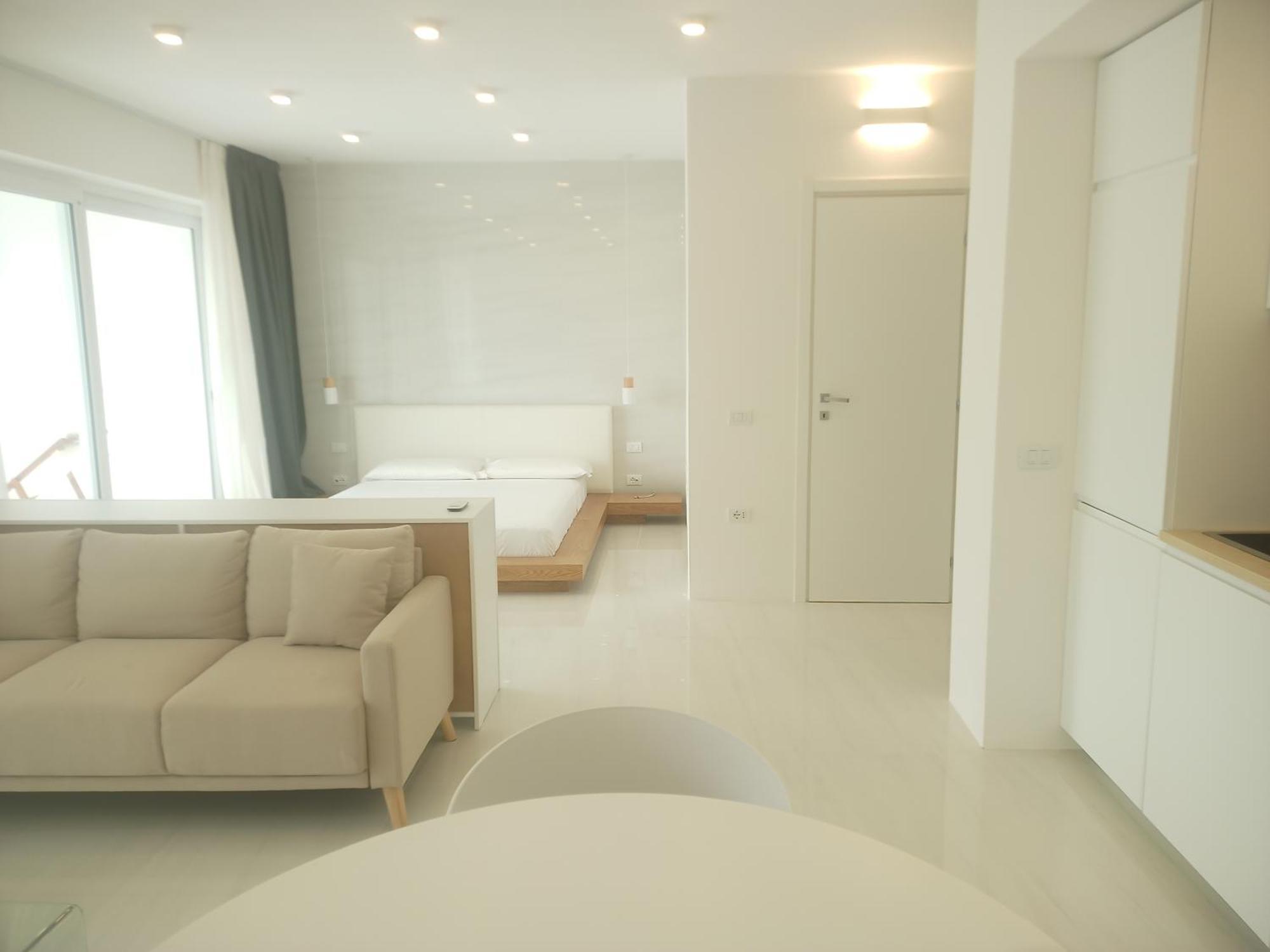 Smart Luxury Suites & Apartments Orosei Eksteriør bilde